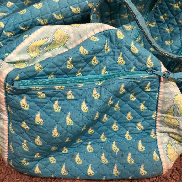 Turquoise/yellow quilted duffel bag - Picture 3 of 7